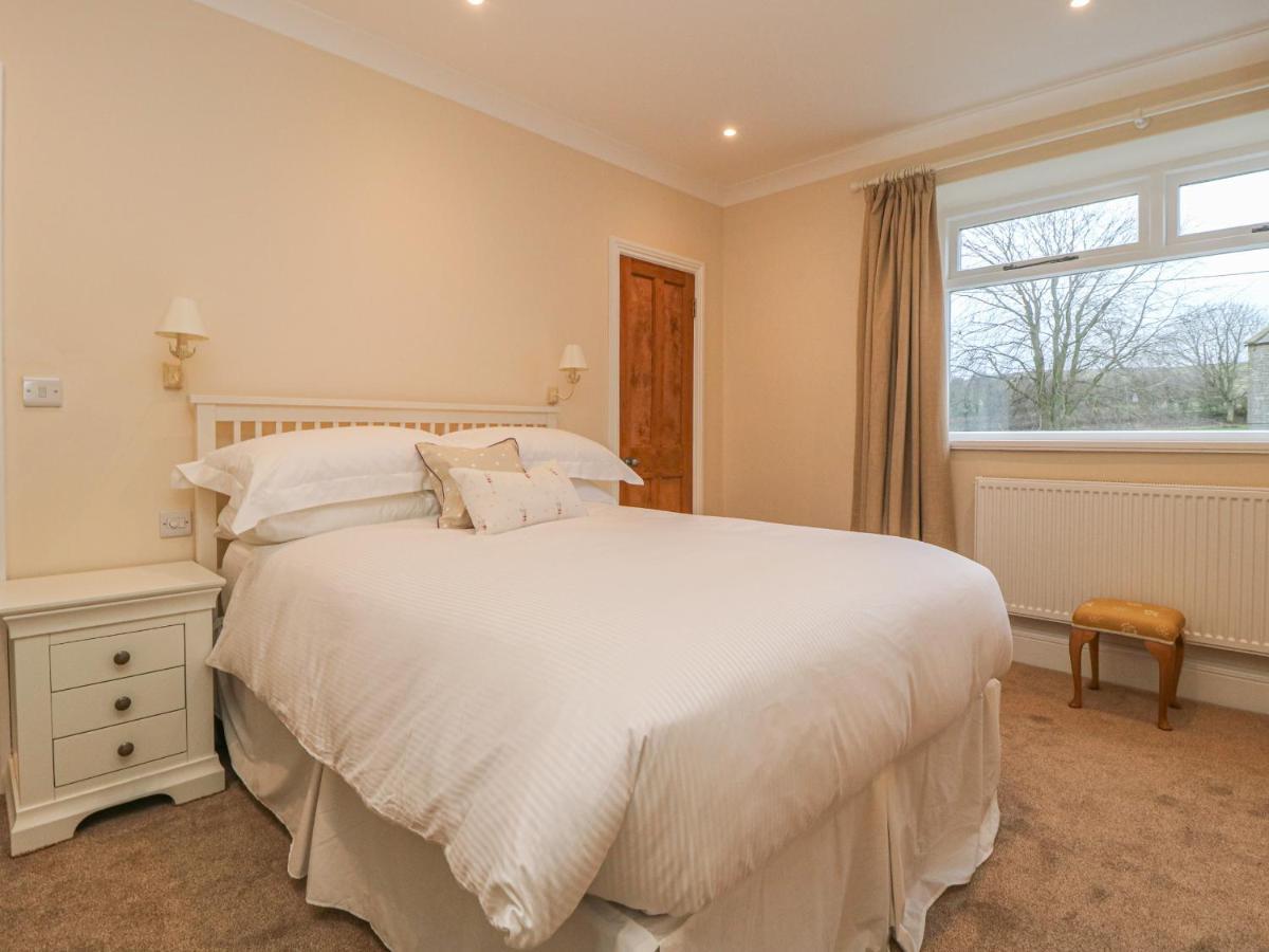 Westholme Villa บาร์นาร์ดคาสเซิล ภายนอก รูปภาพ