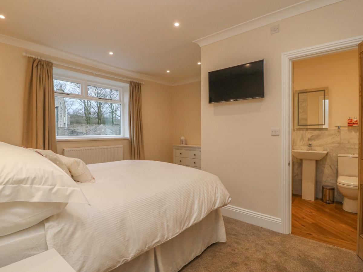 Westholme Villa บาร์นาร์ดคาสเซิล ภายนอก รูปภาพ